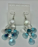 Shell wire earring aqua and white